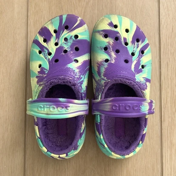 Crocs Child Classic Lined Graphic Clog - Picture 3 of 7